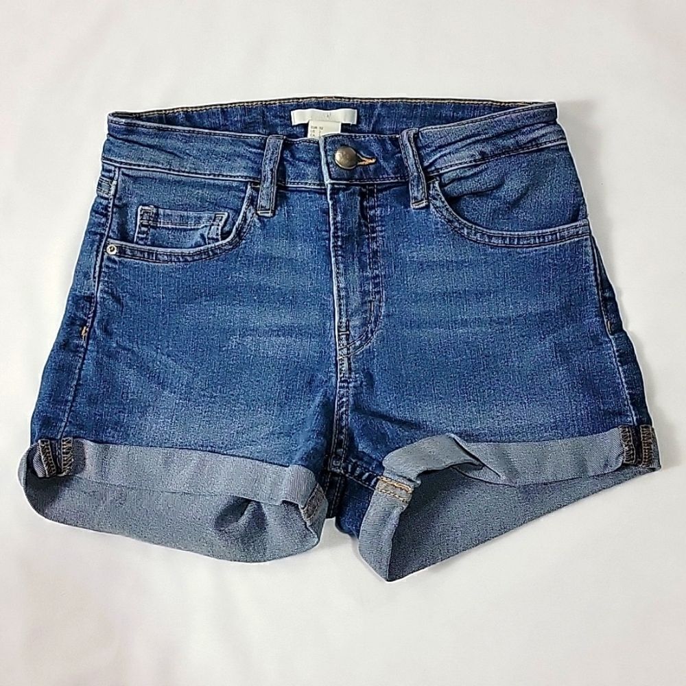 🖤 5/$20 🖤 H&M.. jean shorts..